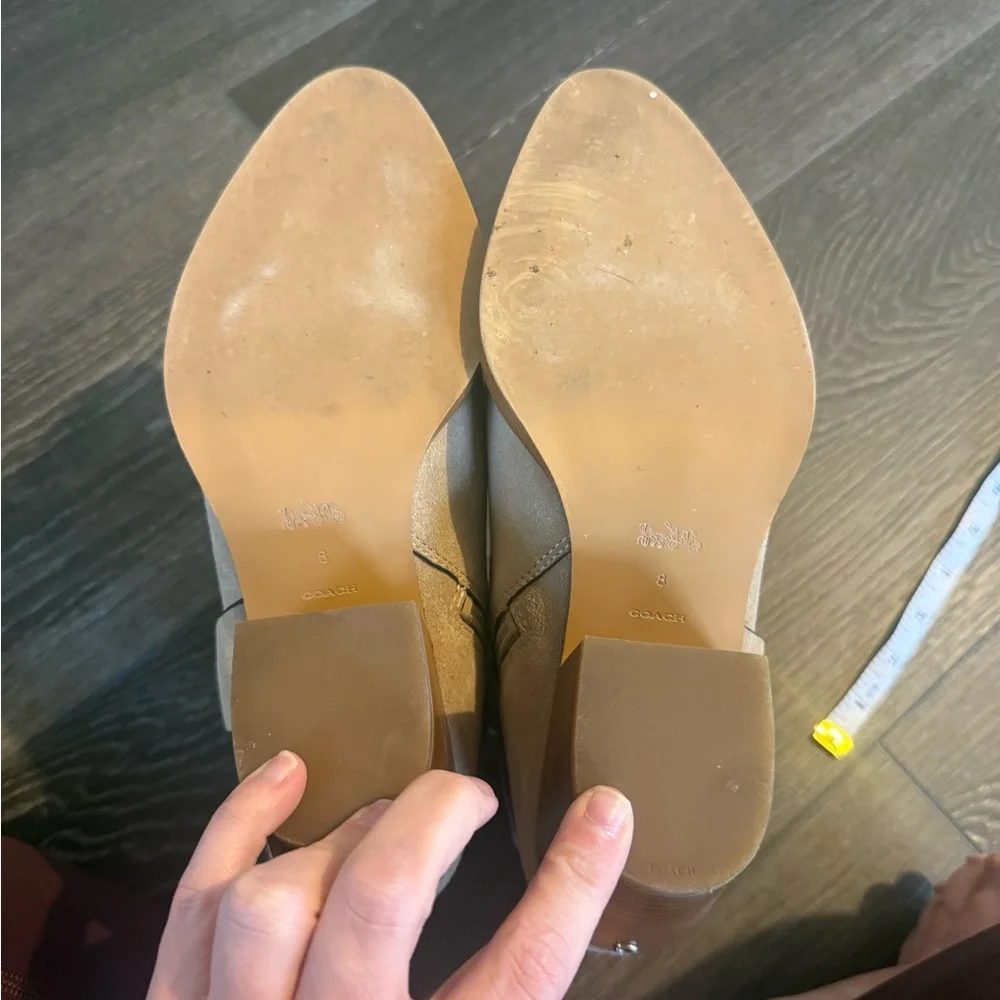 Like New! Coach Pia Studded Suede Ankle Boot in Oat - Size 8